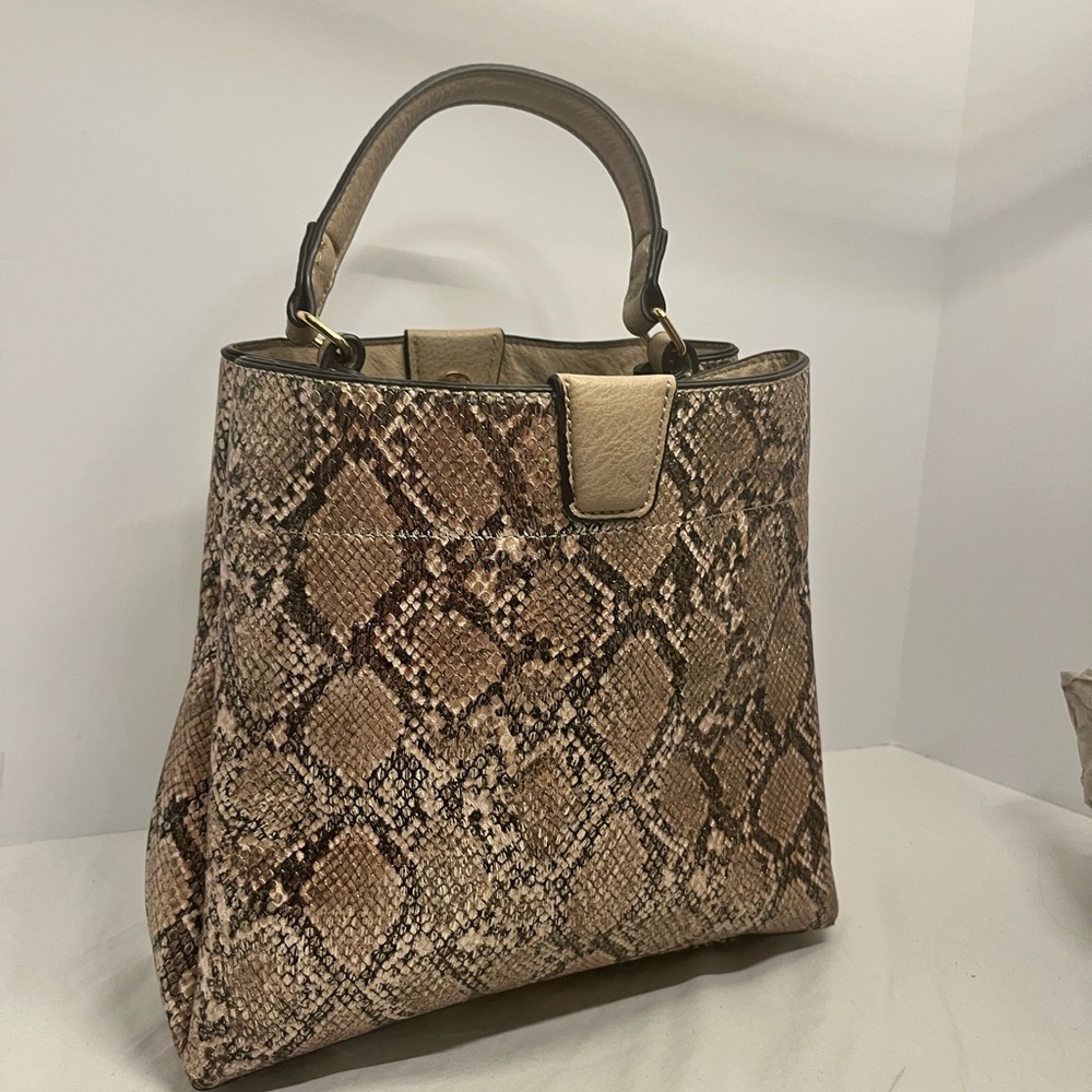 Chic Snakeskin Satchel in Brown Tones